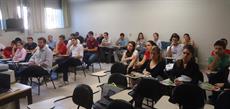 Acadêmicos da UFSC participam de reunião do SIMESC