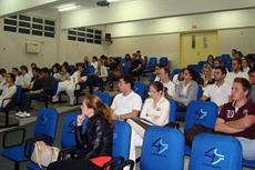  Estudantes da Unisul participam de reunião com SIMESC 