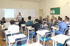 Fomandos da Unisul Pedra Branca participam de reunião com o SIMESC