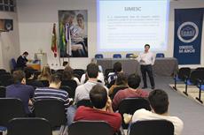  SIMESC visita acadêmicos da Unisul Palhoça