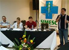 Dirigentes sindicais e filiados ao SIMESC reúnem-se em Florianópolis