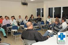 Residentes do Regional participam de reunião com o SIMESC