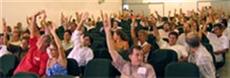 16-02-2006 - Assembléia aprova proposta do Grupo UNIDAS e decide paralisar atendimento ao GEAP