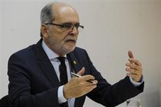 Carlos Vital assume Presidência do CFM e defende valorização dos médicos e da Medicina